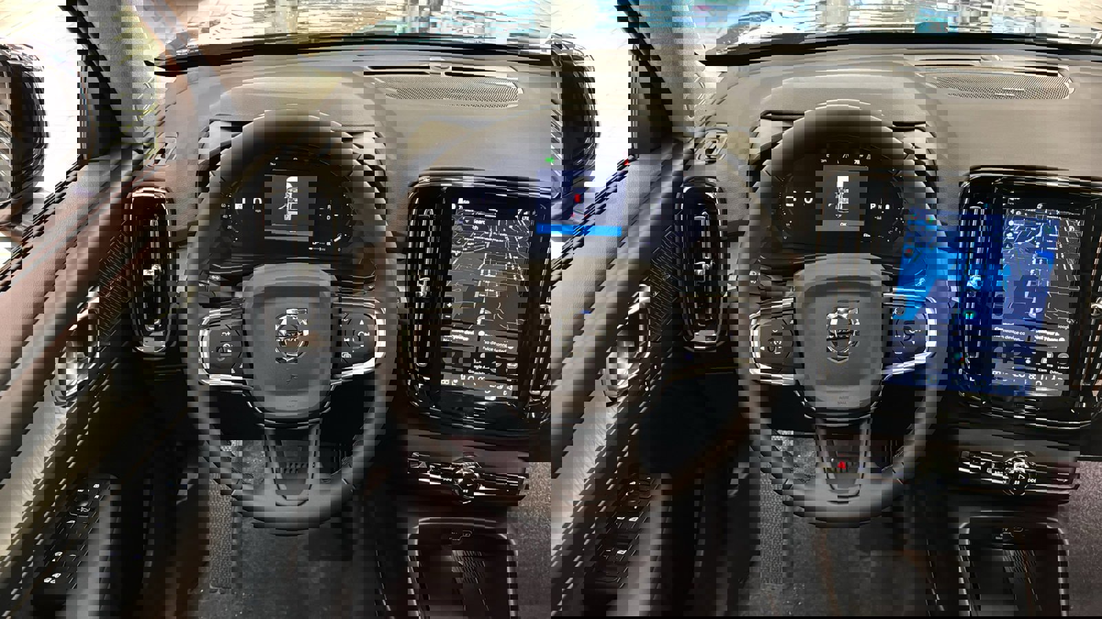 Used 2026 Volvo XC40 B5 Ultra w/ Protection Package Premier image 12