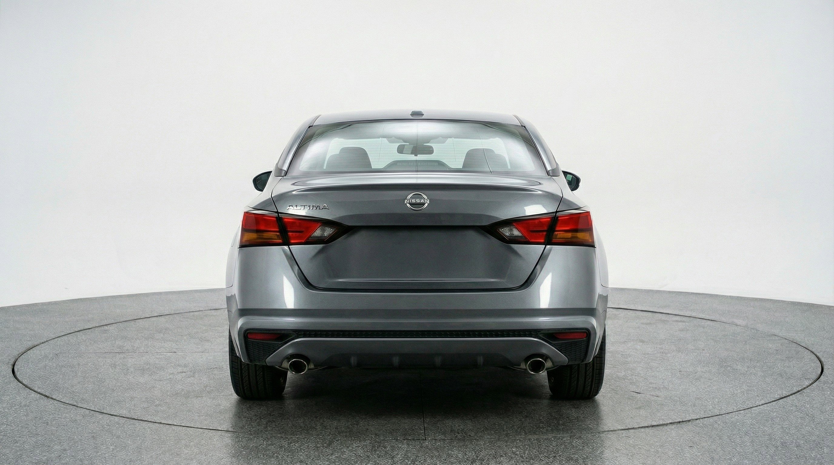 Used 2025 Nissan Altima 2.5 SV image 7