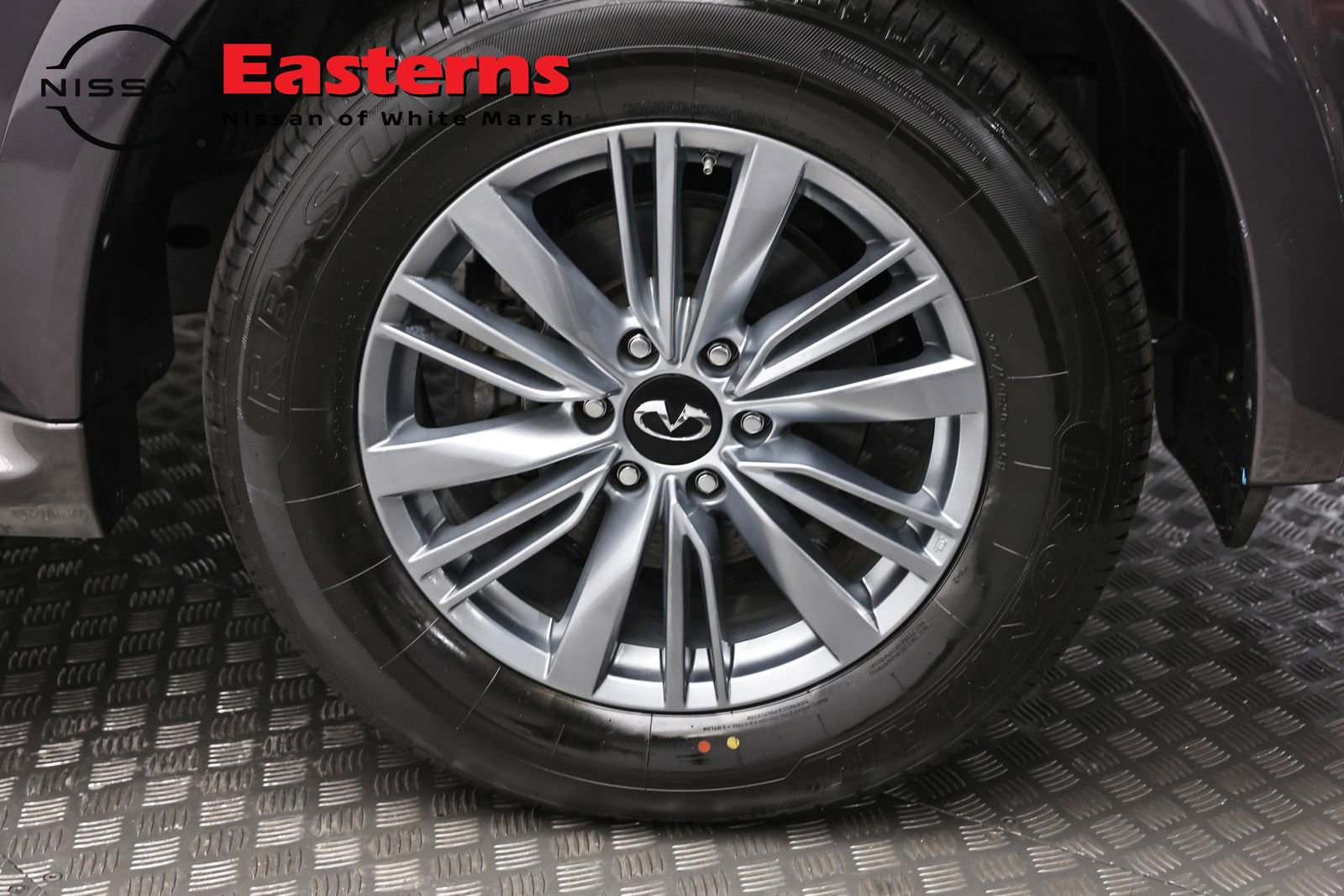 Used 2024 INFINITI QX80 Luxe RWD image 36