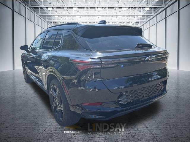 Certified 2024 Chevrolet Equinox EV RS FWD image 19