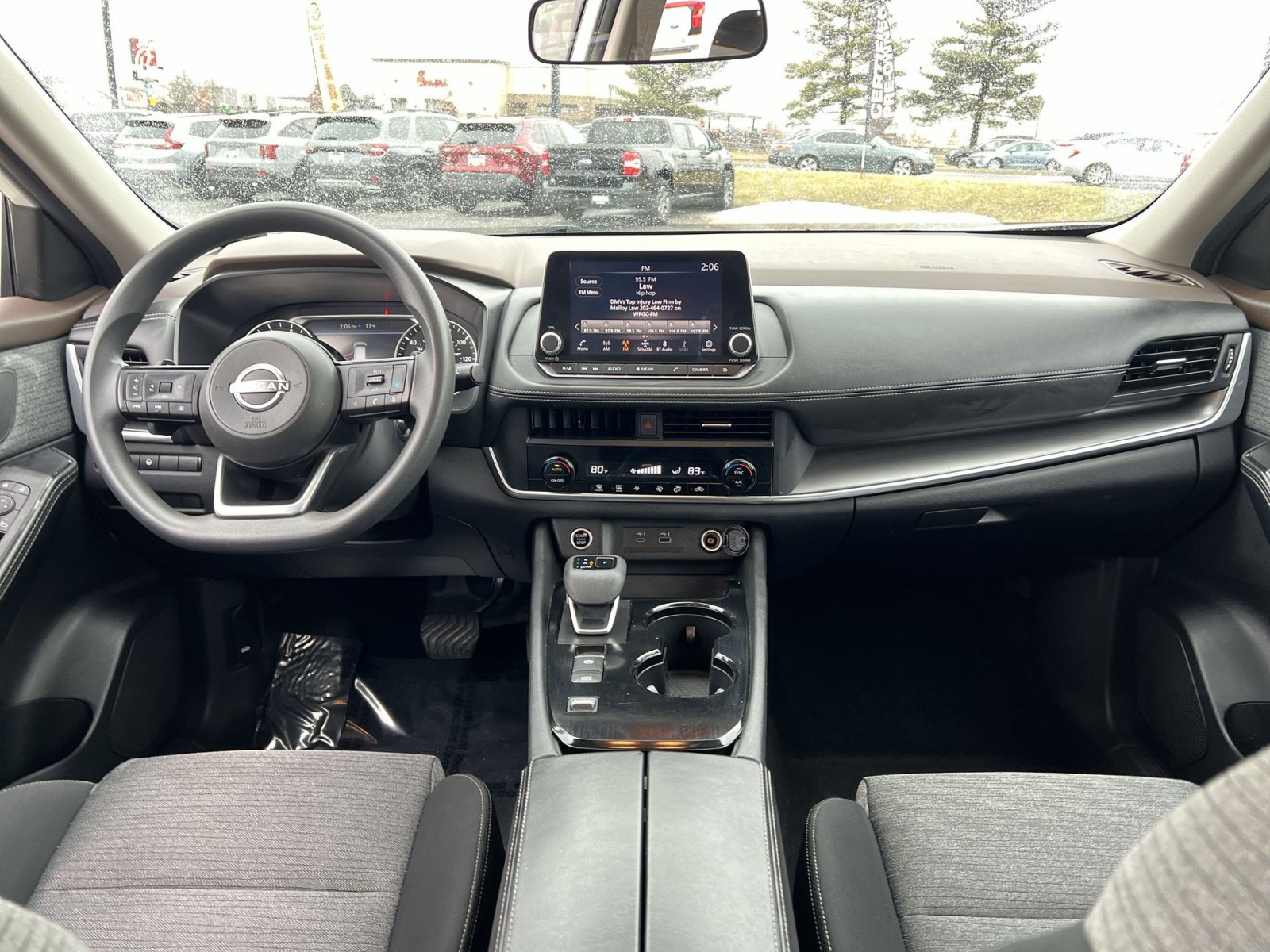 Used 2023 Nissan Rogue SV image 22