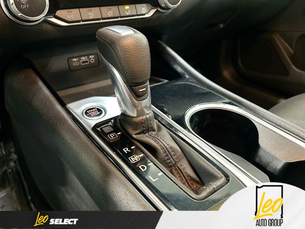 Used 2024 Nissan Altima 2.5 SV image 16