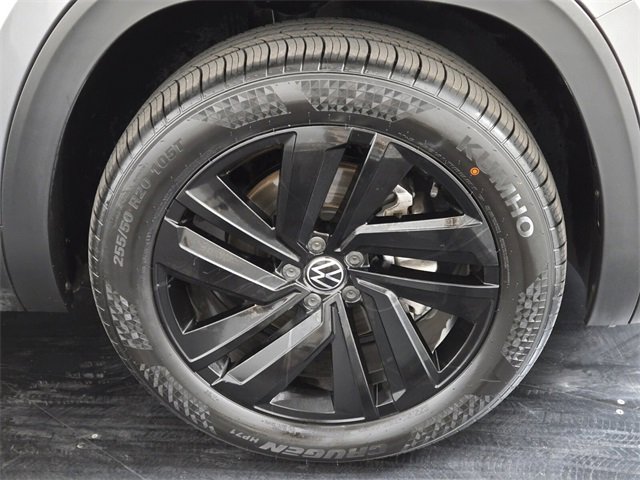 Used 2023 Volkswagen Atlas Cross Sport SE w/ Black Wheel Package image 9
