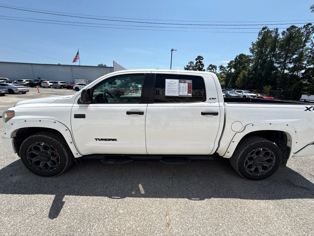 Used 2020 Toyota Tundra SR5 w/ SR5 Leather Package RWD image 4