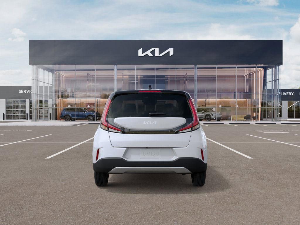 New 2025 Kia Soul LX w/ LX Technology Package FWD image 5