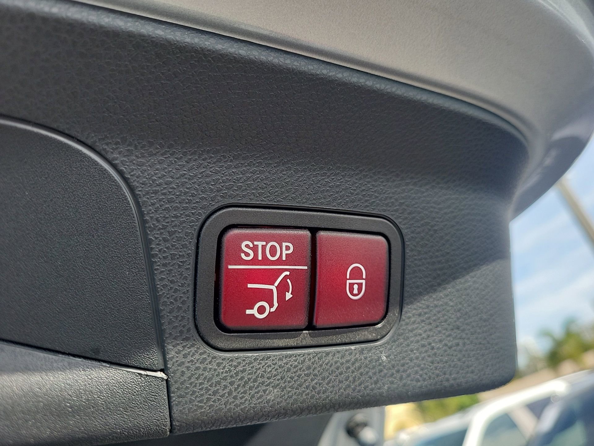 Used 2023 Mercedes-Benz GLC 43 AMG 4MATIC Coupe image 20