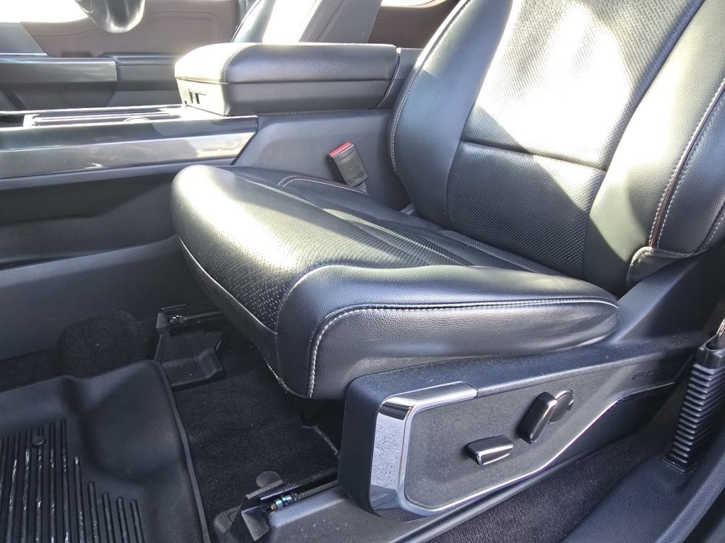 Used 2021 Ford F150 Lariat w/ Equipment Group 502A High image 23