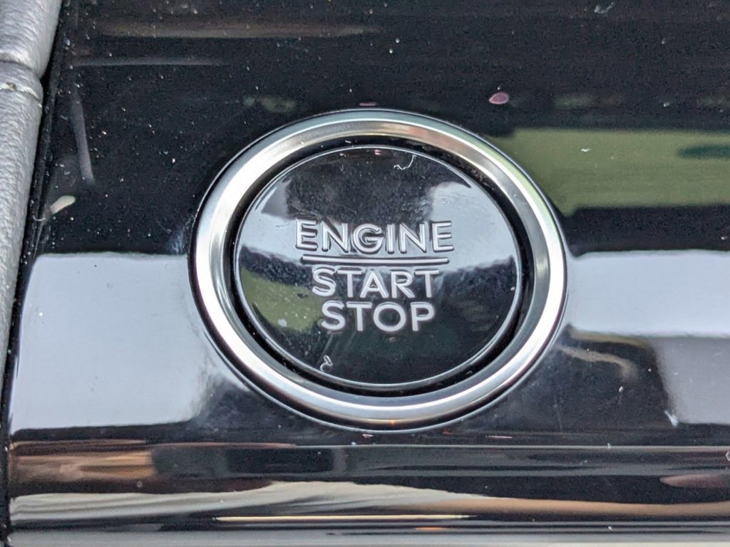 New 2026 Lincoln Navigator L Reserve w/ Jet Appearance Package image 33