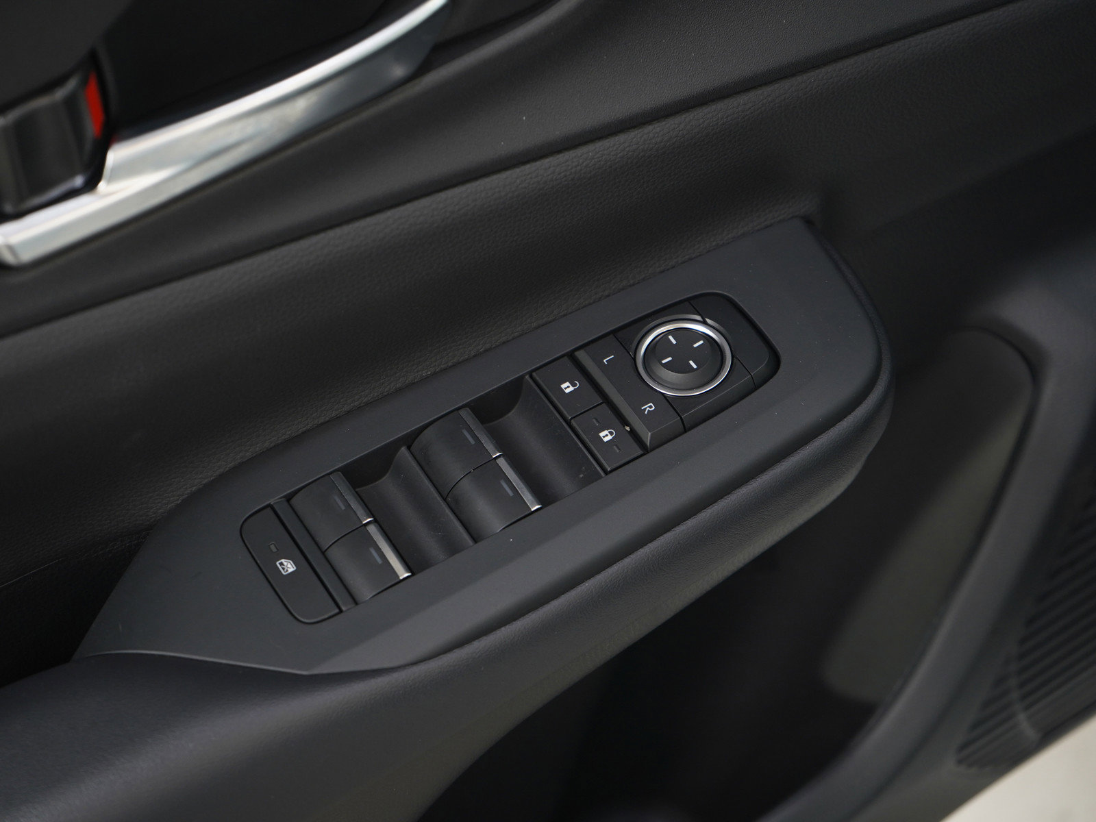 Used 2025 Toyota Prius Nightshade image 22