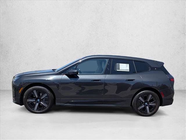 Used 2024 BMW iX xDrive50 AWD/4WD image 9