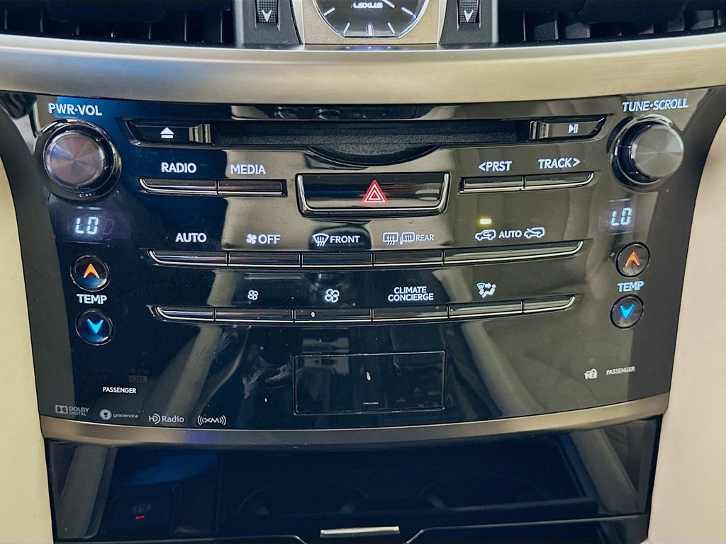 Used 2018 Lexus LX 570 4WD image 16