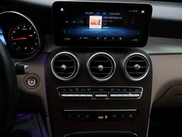 Used 2020 Mercedes-Benz GLC 300 4MATIC w/ Premium Package image 26