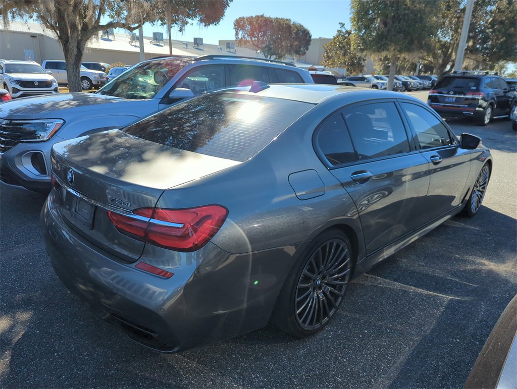 Used 2019 BMW 750i w/ Executive Package video 2