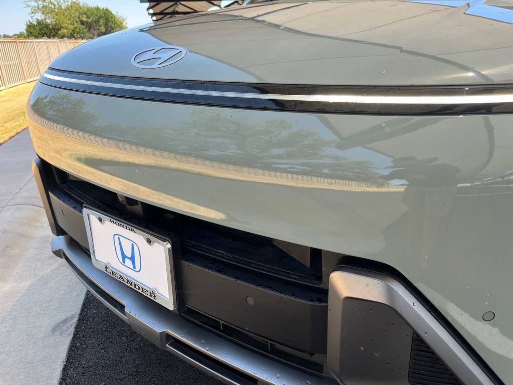 Used 2024 Hyundai Kona Limited FWD image 12
