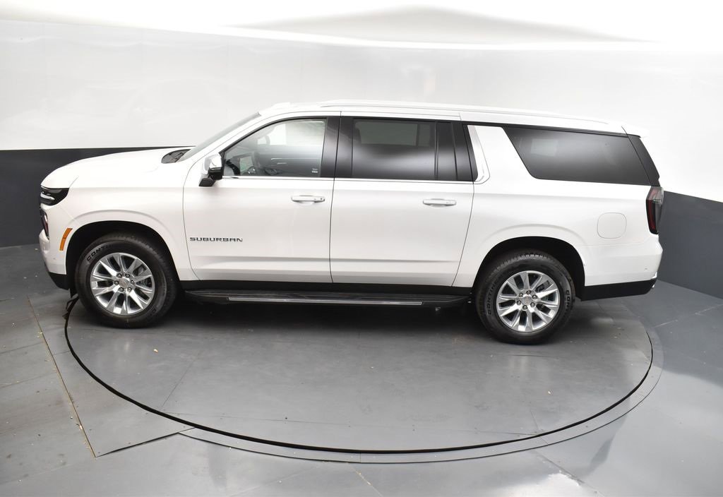 New 2025 Chevrolet Suburban Premier image 33