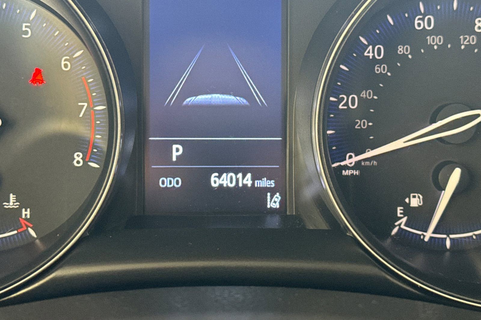 Used 2021 Toyota C-HR LE image 26