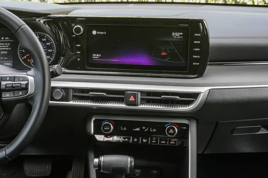 Used 2022 Kia K5 GT-Line w/ GT-Line FWD Premium Package image 13