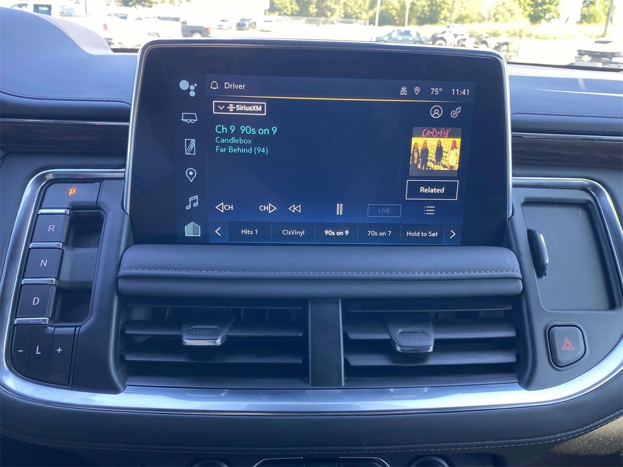 Used 2024 Chevrolet Suburban High Country w/ Advanced Technology Package image 28