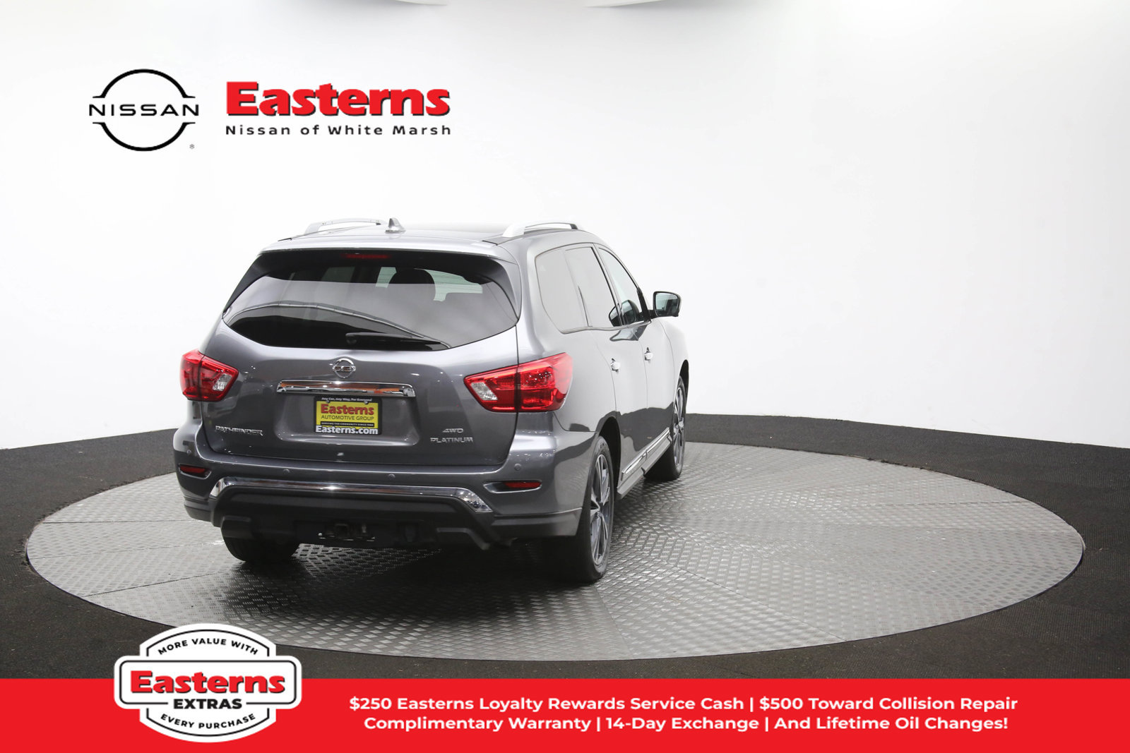 Used 2020 Nissan Pathfinder Platinum AWD/4WD image 42