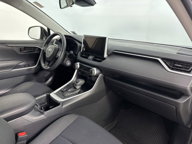 Used 2023 Toyota RAV4 LE image 25