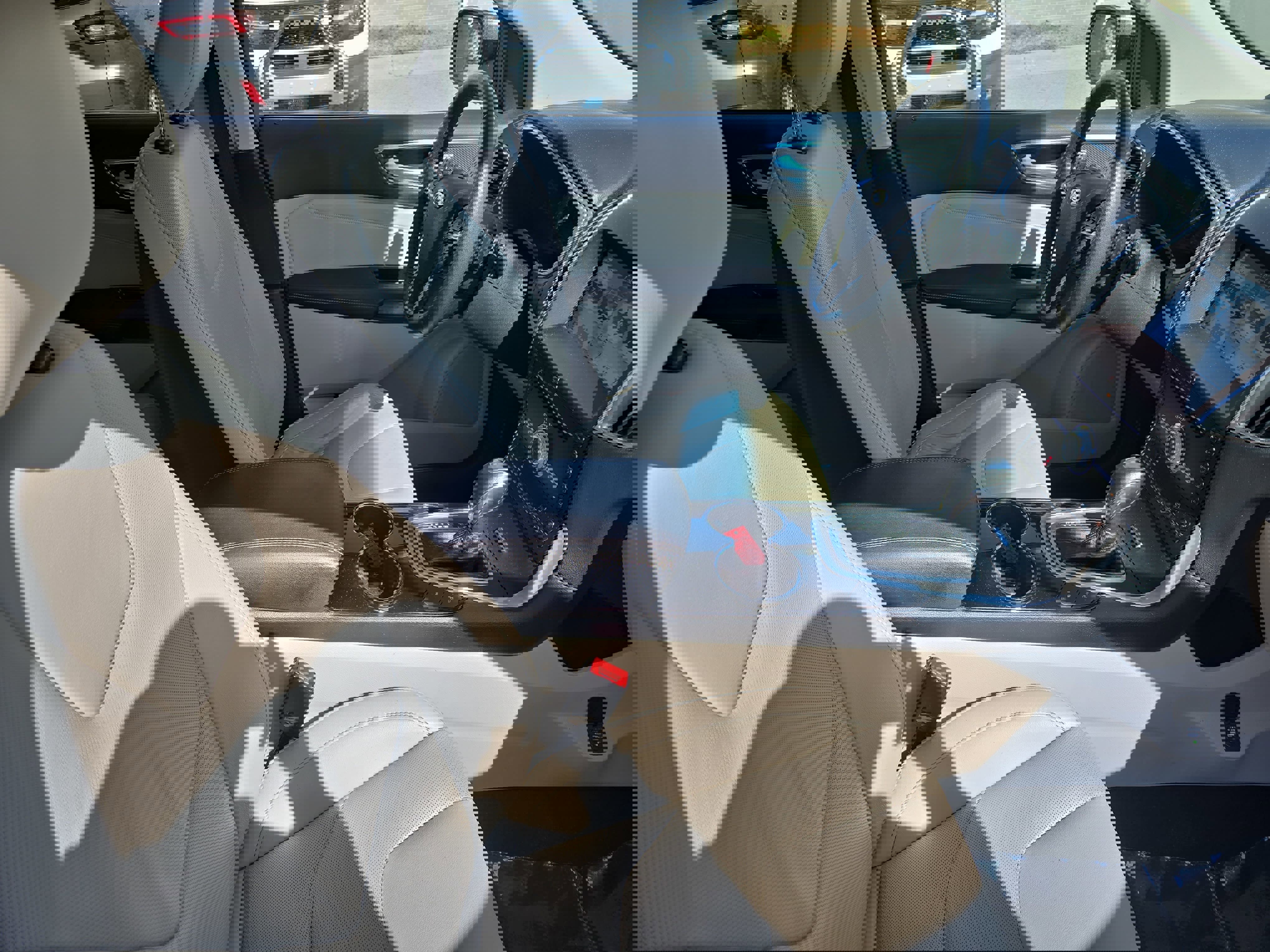 Used 2018 Ford Edge Titanium w/ Equipment Group 302A image 10