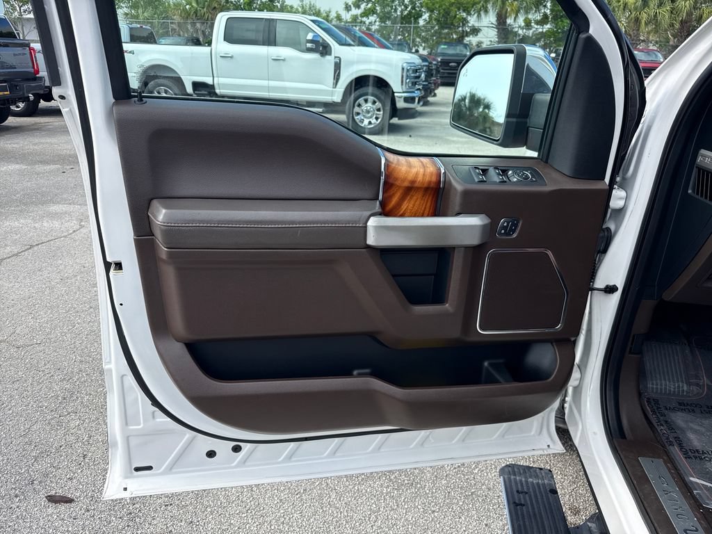 Used 2018 Ford F150 King Ranch w/ Equipment Group 601A Luxury AWD/4WD image 14