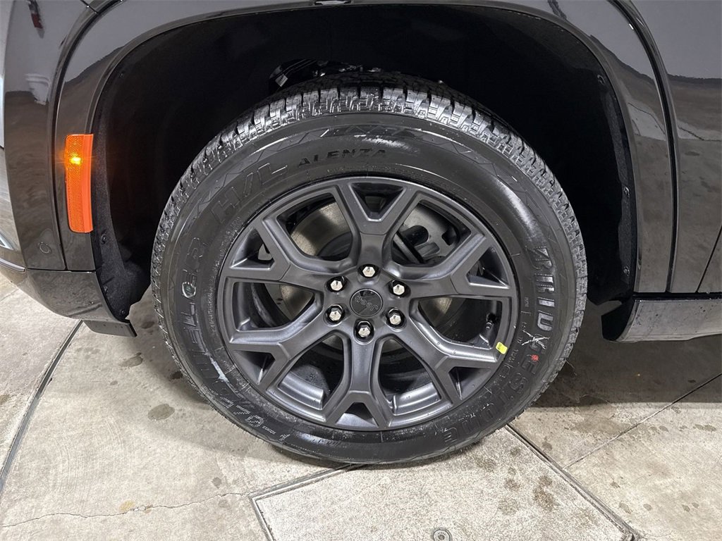 New 2026 Jeep Grand Wagoneer L Limited w/ Premium Group II image 29