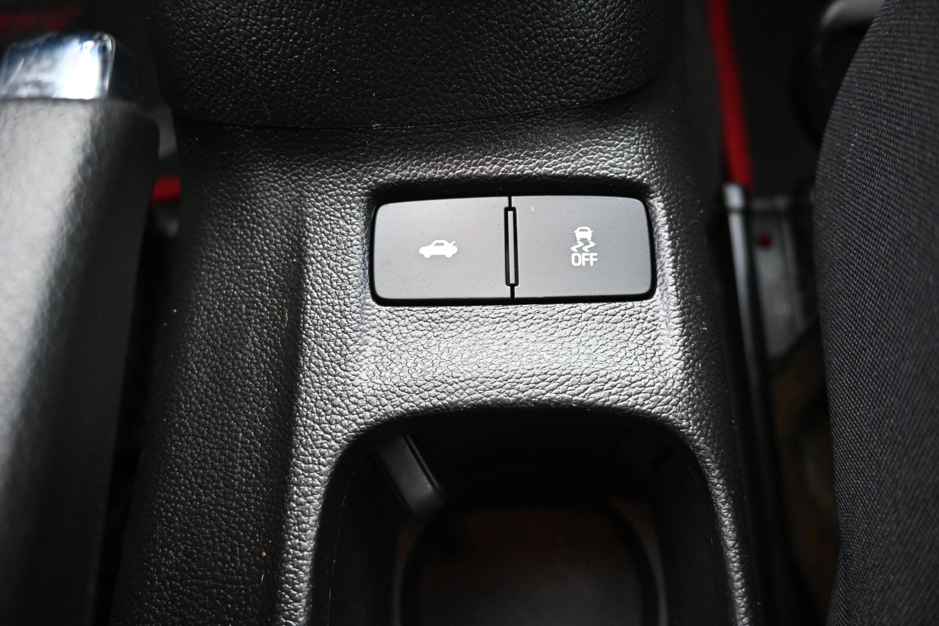 Used 2020 Chevrolet Sonic LT FWD image 22