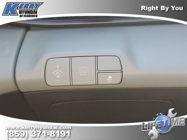 New 2026 Hyundai Elantra Limited image 21