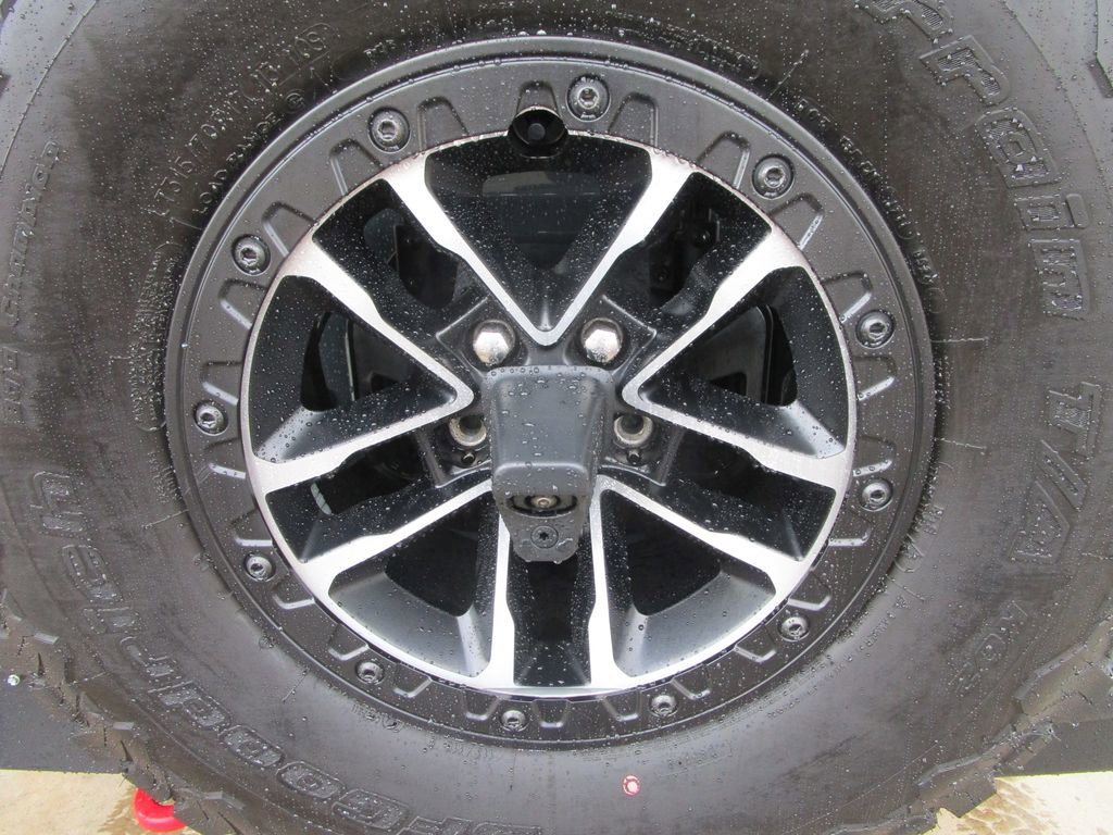 Used 2024 Jeep Wrangler Unlimited Rubicon image 12