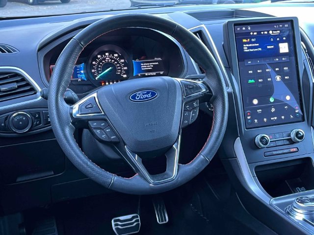 Certified 2024 Ford Edge ST-Line AWD/4WD image 14