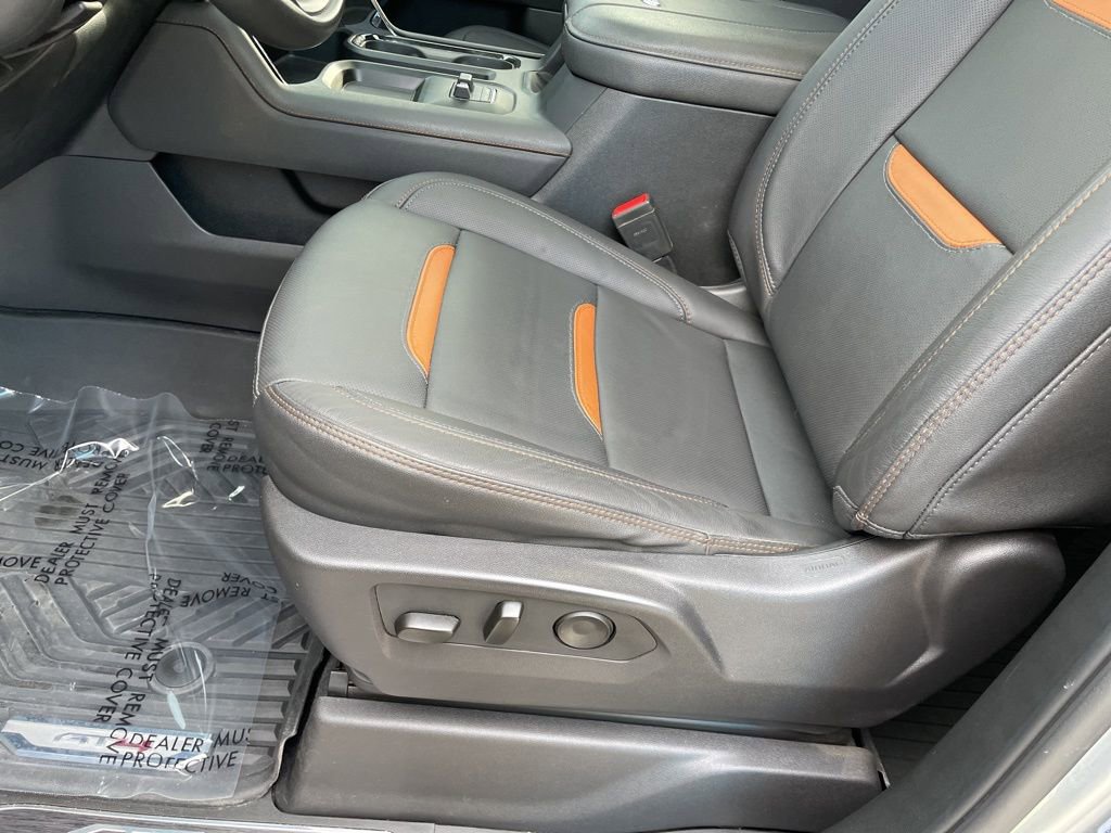 Used 2024 GMC Sierra 2500 AT4 w/ AT4 Premium Plus Package image 9