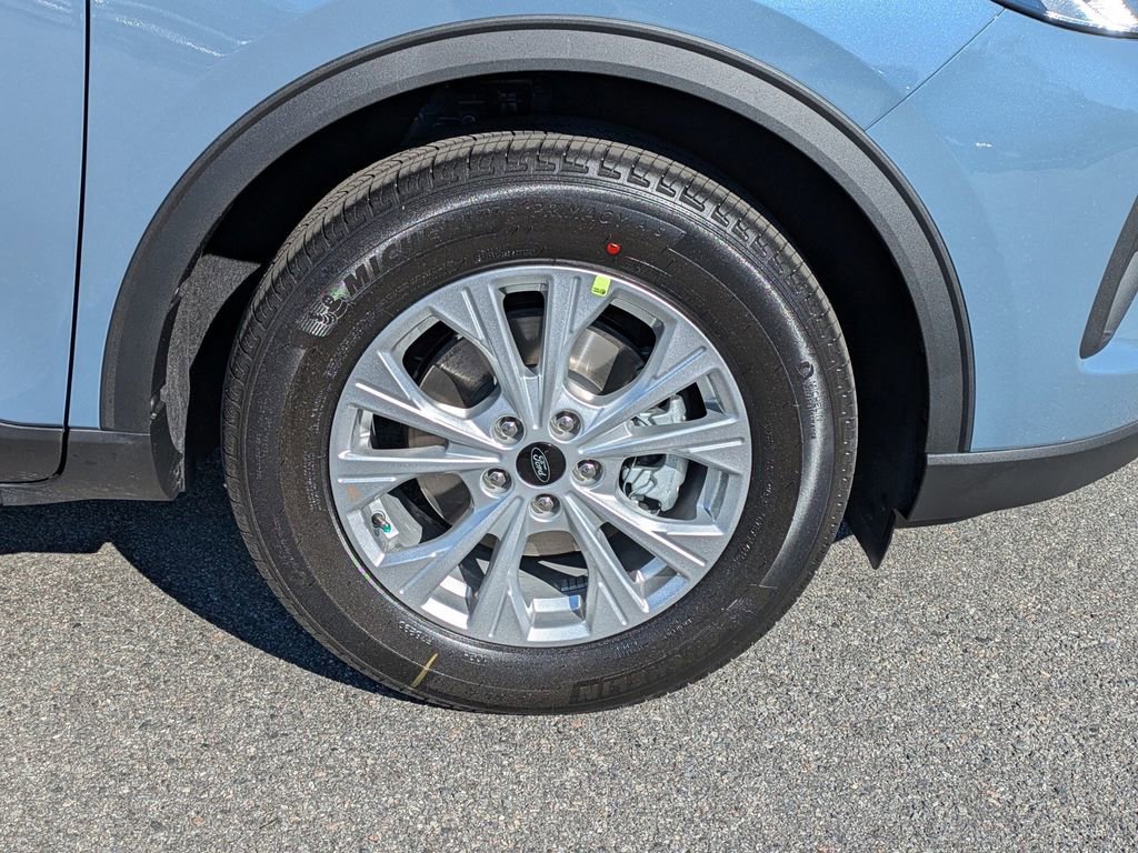 New 2026 Ford Escape Active image 11
