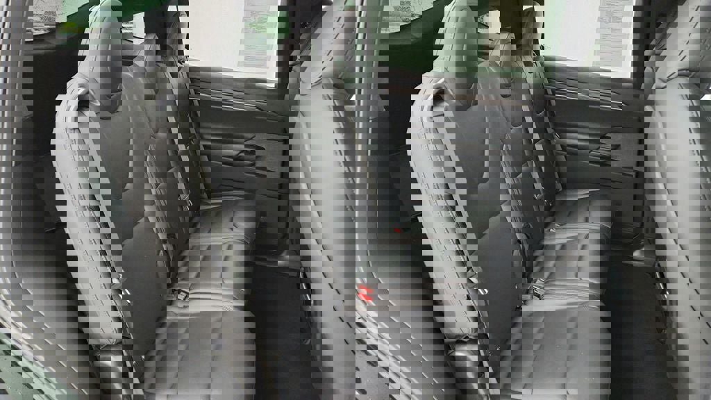 Used 2024 Tesla Model X image 26