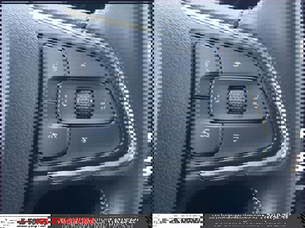 Certified 2024 Buick Encore GX Avenir w/ Avenir Convenience Package image 24