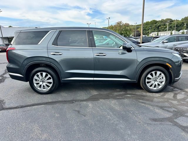 Used 2023 Hyundai Palisade SE image 4