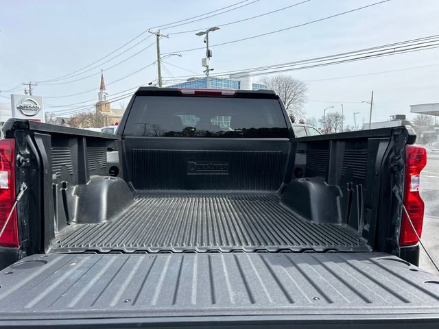 Used 2025 Chevrolet Silverado 1500 LT AWD/4WD image 27