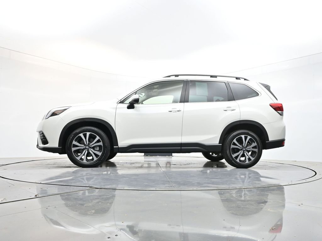 Used 2024 Subaru Forester Limited image 33