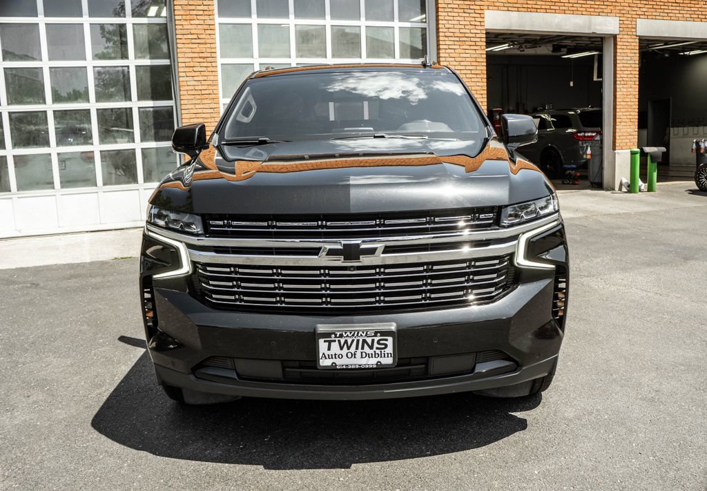 Used 2021 Chevrolet Suburban RST w/ Luxury Package AWD/4WD image 34