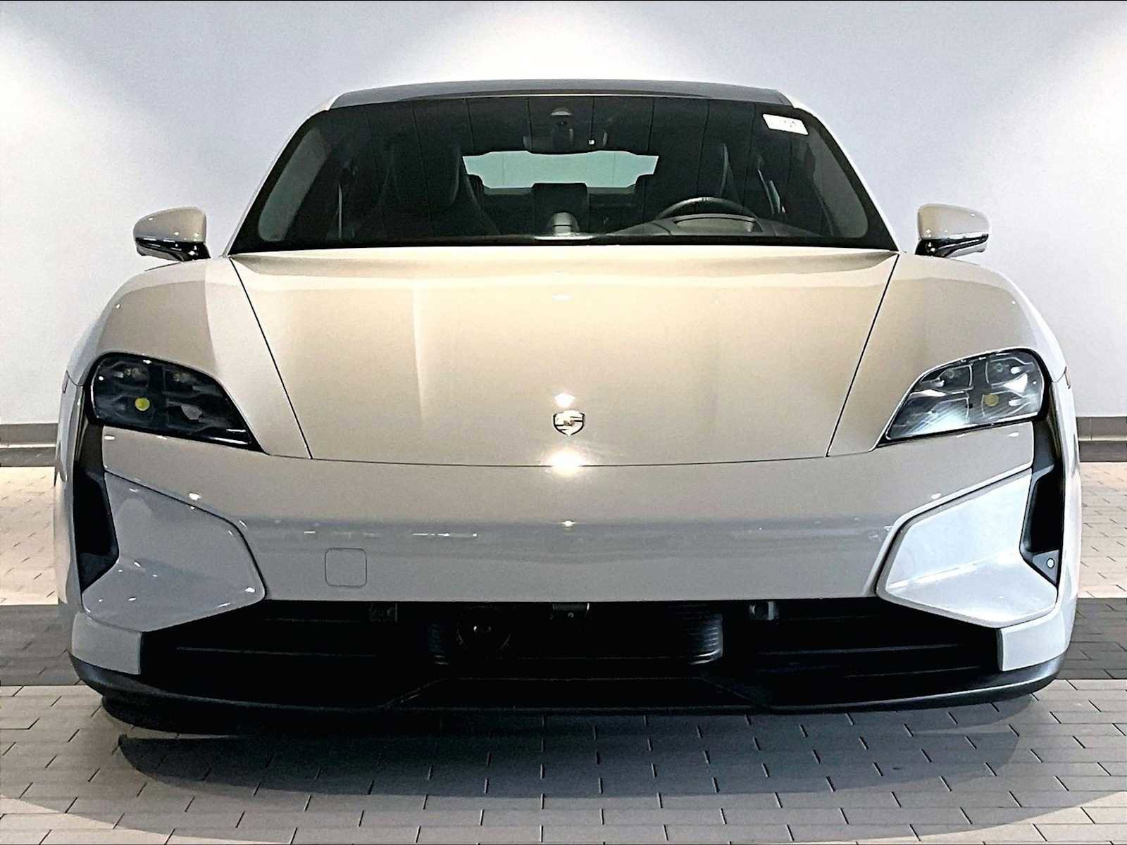 Used 2025 Porsche Taycan Turbo image 13