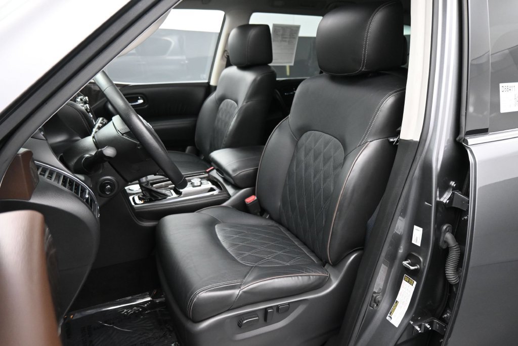 Used 2022 Nissan Armada Platinum w/ Captain's Chairs Package RWD image 17