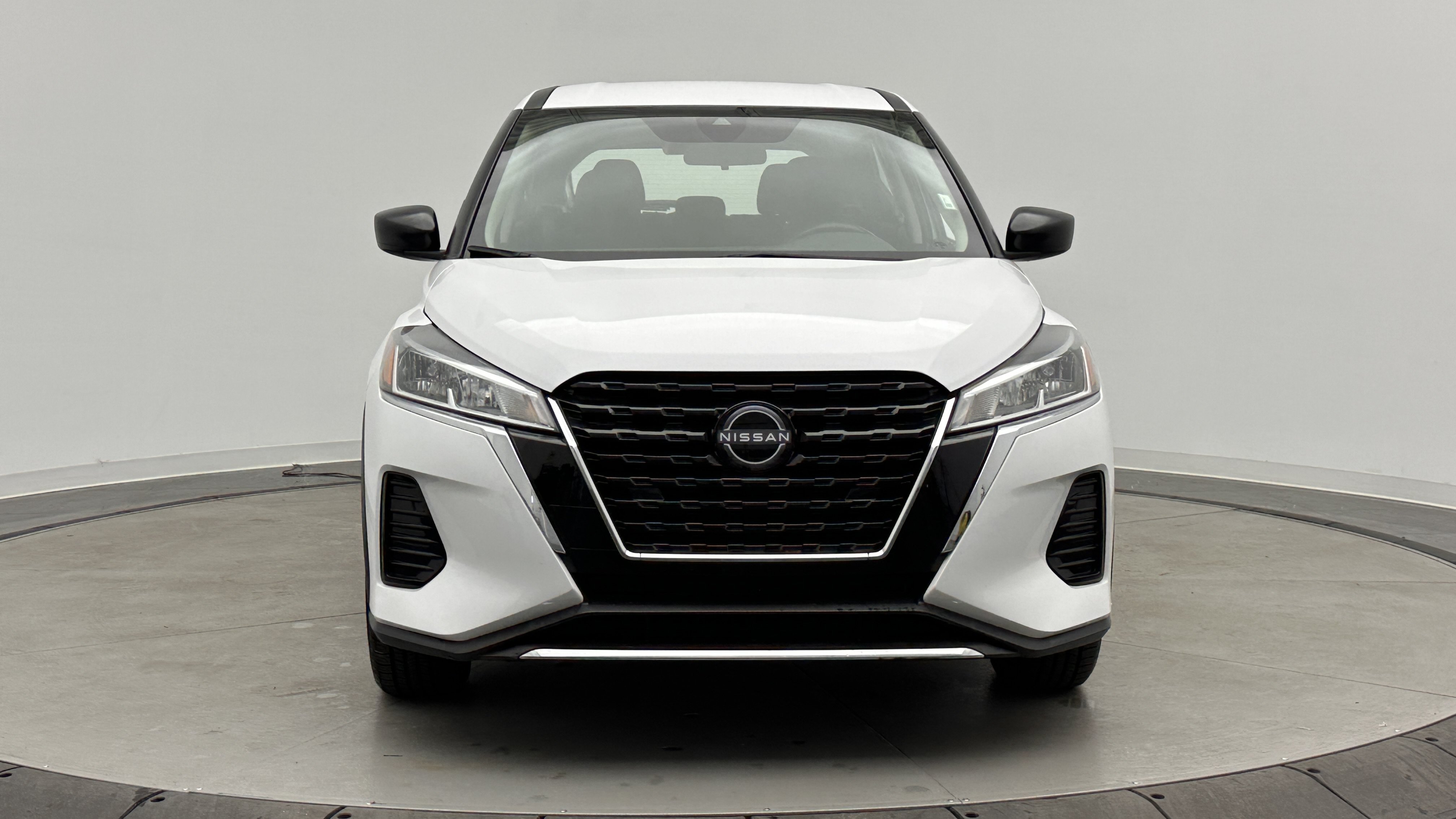 Used 2022 Nissan Kicks S FWD video 2