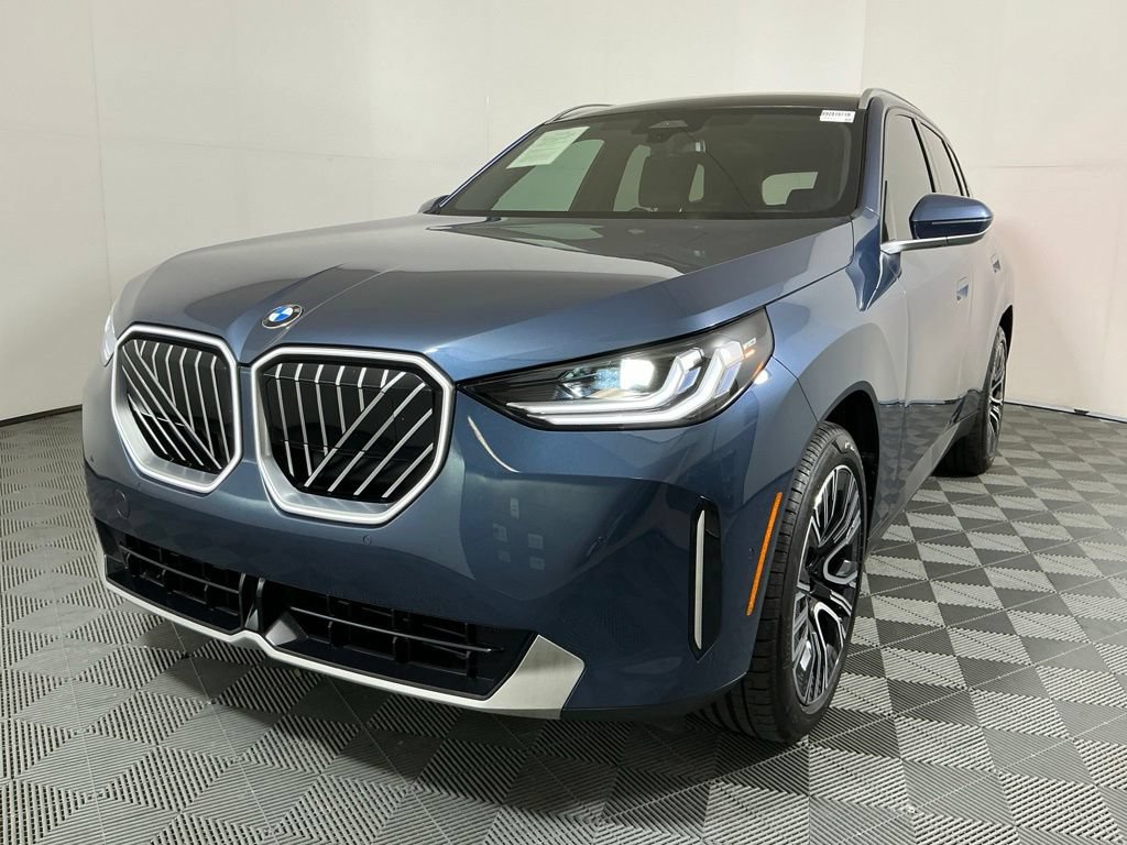 Certified 2025 BMW X3 xDrive30i w/ Convenience Package AWD/4WD image 2