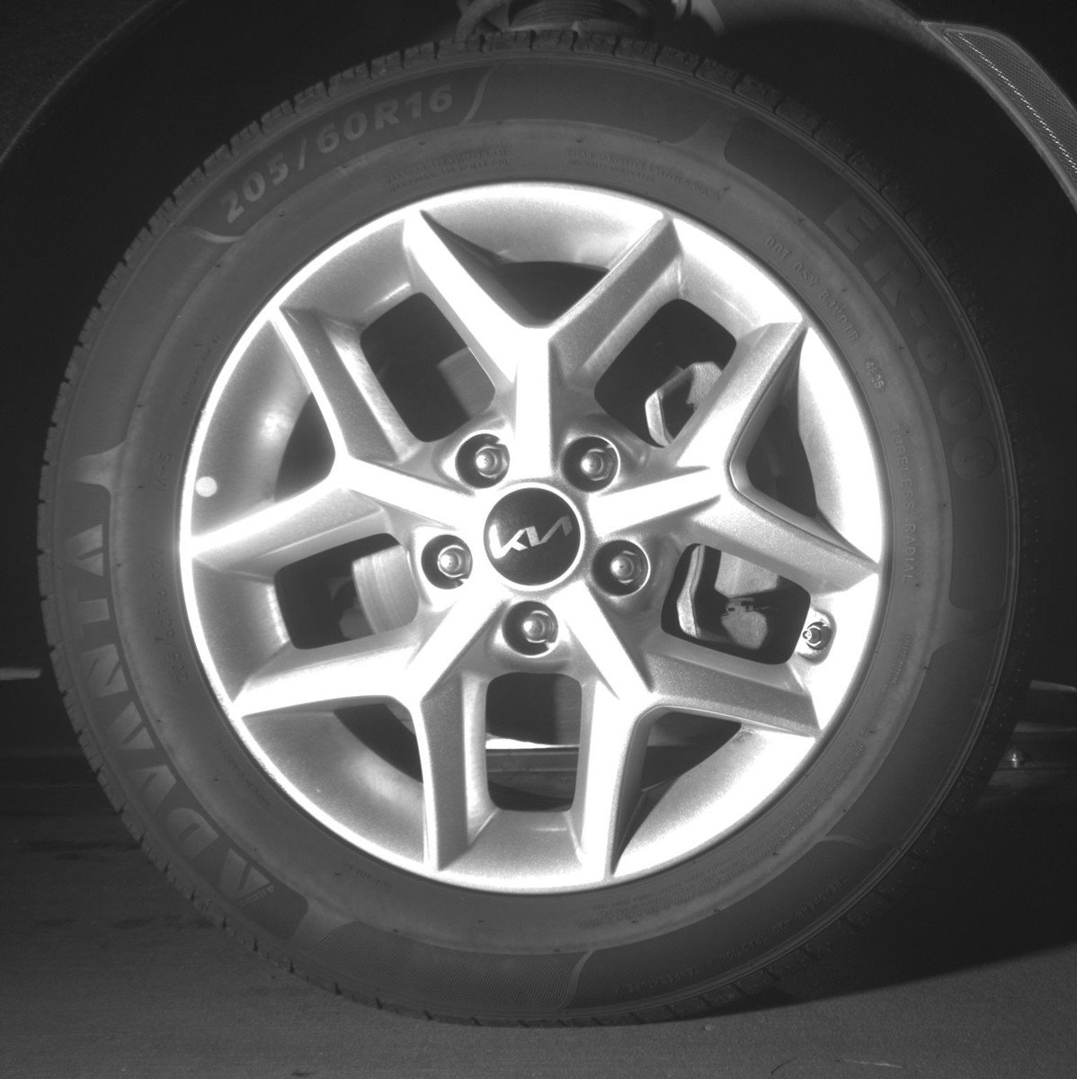 Used 2025 Kia Soul LX w/ LX Technology Package FWD image 13