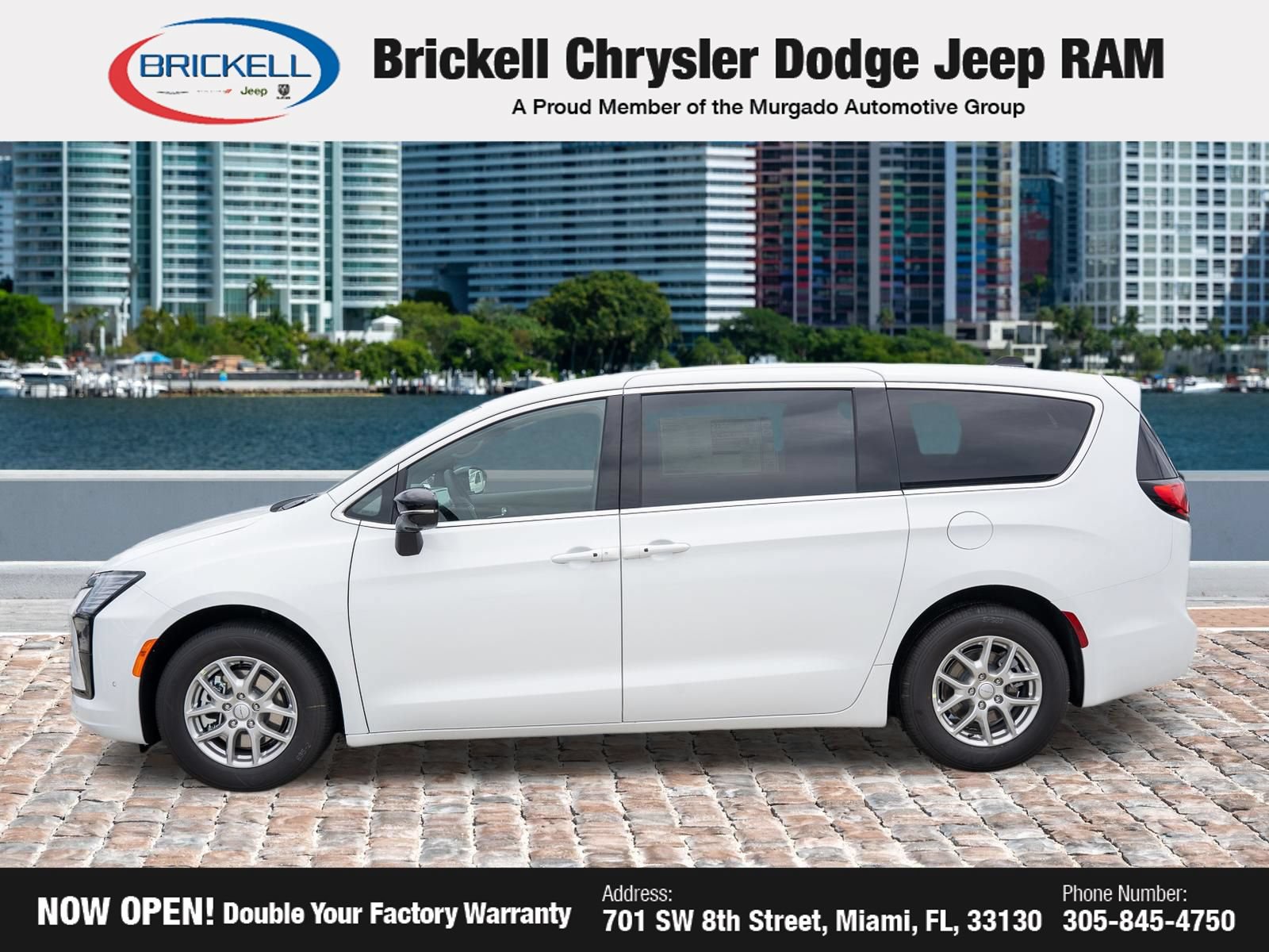 New 2027 Chrysler Pacifica Select FWD image 8