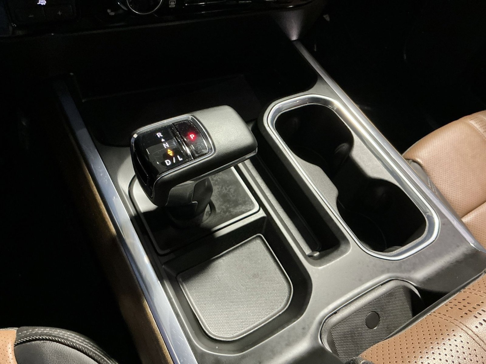 Used 2024 Chevrolet Silverado 1500 High Country AWD/4WD image 23