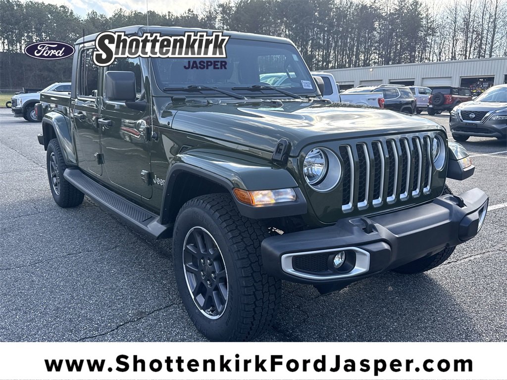Used 2022 Jeep Gladiator Overland w/ Popular Equipment Package image 1