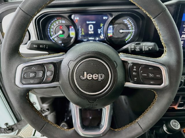 Used 2024 Jeep Wrangler Unlimited Sahara AWD/4WD image 20