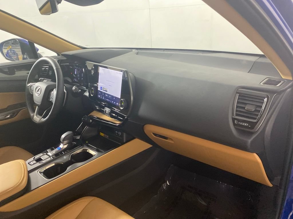 Certified 2025 Lexus NX 350 AWD w/ Accessory Package (2T) image 35