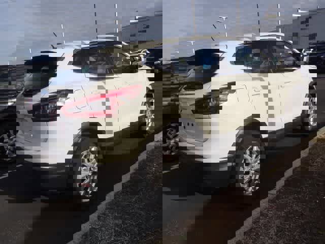 Used 2022 Nissan Rogue Sport S image 4